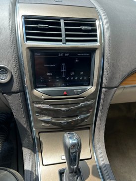 Used 2013 Lincoln MKX FWD image 21