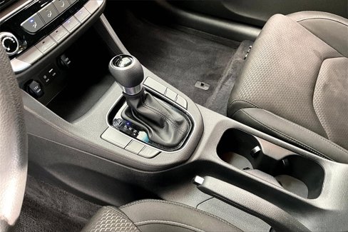 Certified 2020 Hyundai Elantra GT image 14