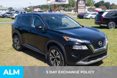 Used 2023 Nissan Rogue SV image 4