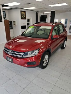 Used 2016 Volkswagen Tiguan S image 1