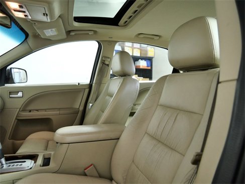 Used 2006 Ford Five Hundred Limited image 16