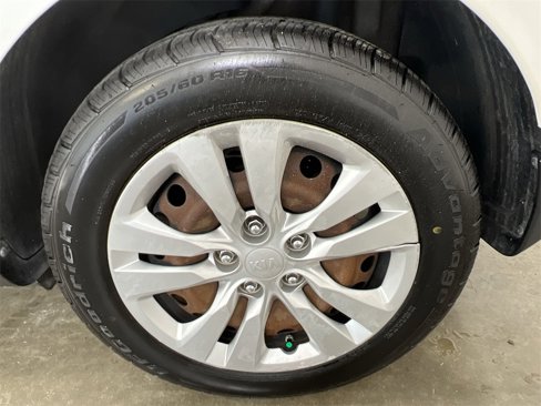 Used 2020 Kia Soul LX image 18