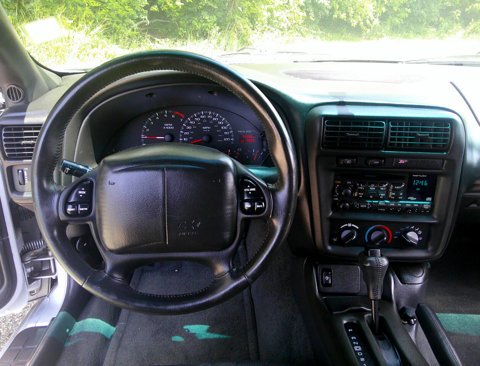 Used 2002 Chevrolet Camaro LT image 39