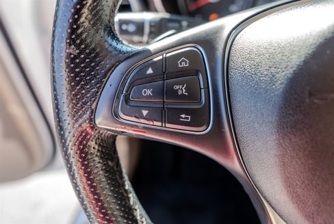 Used 2019 Mercedes-Benz GLC 300 image 16