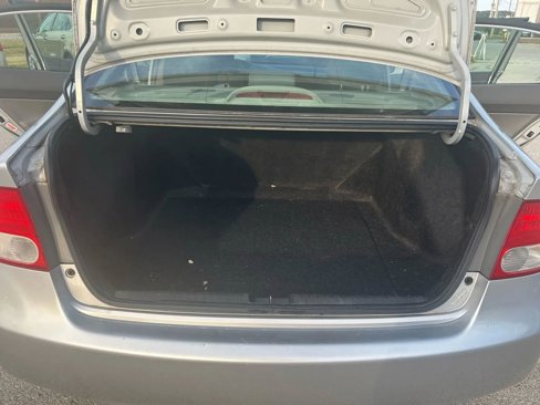 Used 2010 Honda Civic DX-VP image 18