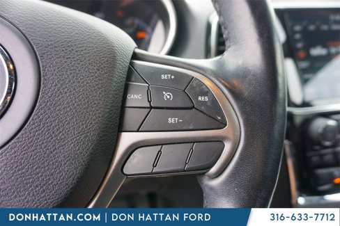 Used 2021 Jeep Grand Cherokee Laredo X image 10
