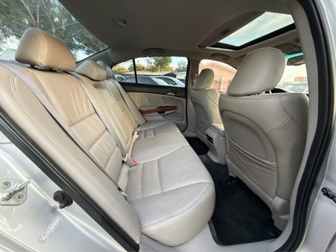 Used 2011 Honda Accord EX-L image 23