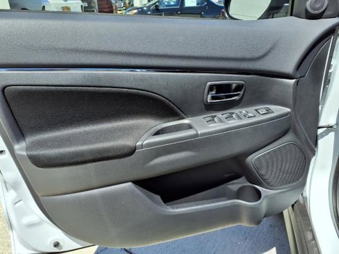 New 2025 Mitsubishi Outlander Sport ES image 14