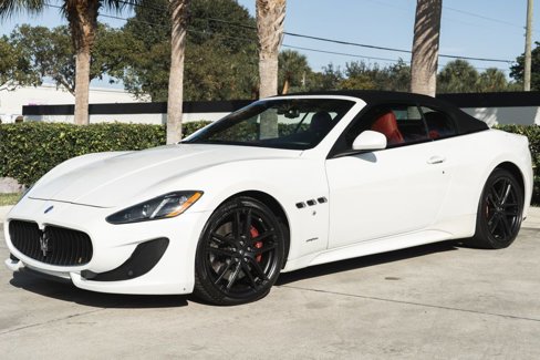 Used 2017 Maserati GranTurismo Sport image 2