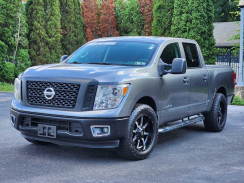 Used 2018 Nissan Titan S w/ S Utility Package image 3