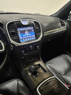 Used 2012 Chrysler 300 Limited w/ Luxury Group image 14