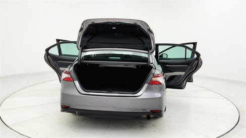 Used 2023 Toyota Camry LE image 10