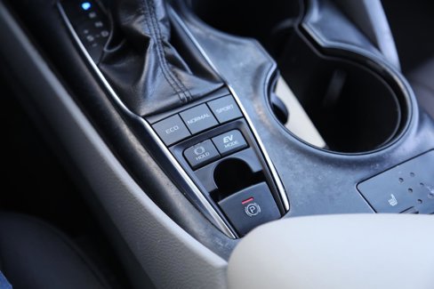 Used 2019 Toyota Camry LE image 23