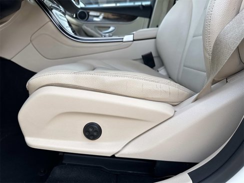 Used 2017 Mercedes-Benz GLC 300 image 16