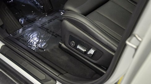 Certified 2022 BMW X4 xDrive30i w/ Convenience Package image 22