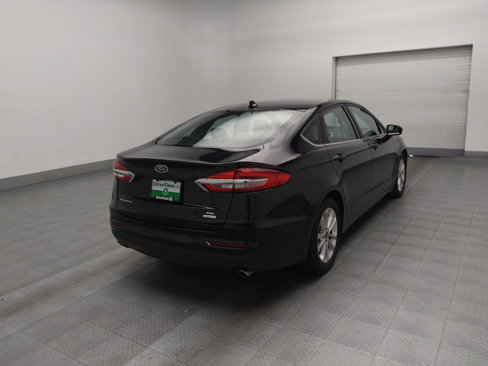 Used 2020 Ford Fusion SE image 9