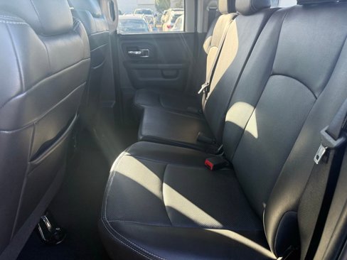 Used 2015 RAM 1500 Laramie w/ Convenience Group image 21