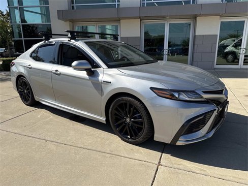 Used 2021 Toyota Camry XSE w/ Cold Weather Package image 3