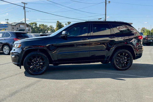 Used 2018 Jeep Grand Cherokee Altitude image 7