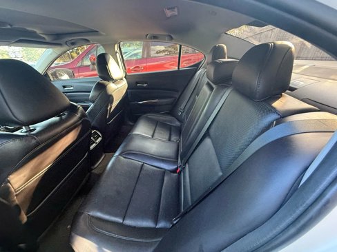 Used 2016 Acura TLX V6 SH-AWD w/ Technology Pkg image 7