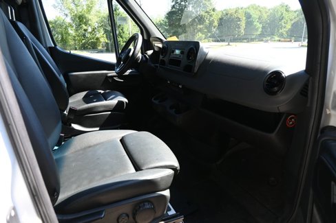 Used 2021 Mercedes-Benz Sprinter 144 Cargo image 6