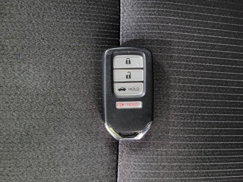 Used 2018 Honda Accord Sport image 32