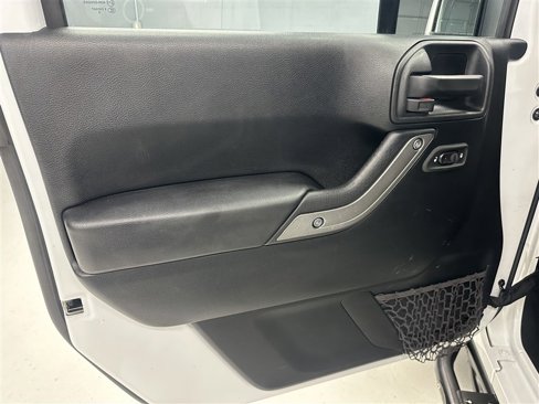 Used 2017 Jeep Wrangler Unlimited Sport image 18