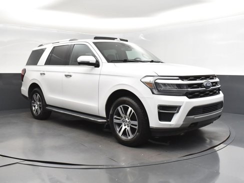 Used 2023 Ford Expedition Limited image 9
