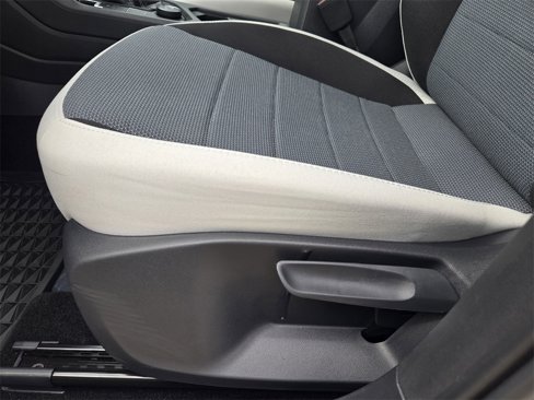 New 2025 Volkswagen Taos S image 19