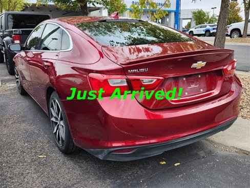 Used 2017 Chevrolet Malibu LT w/ Leather Package image 4