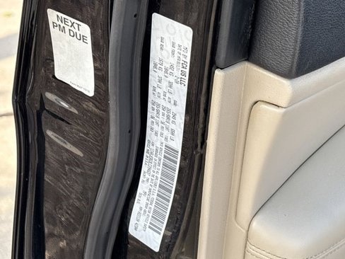 Used 2020 Jeep Grand Cherokee Limited w/ Luxury Group II image 32