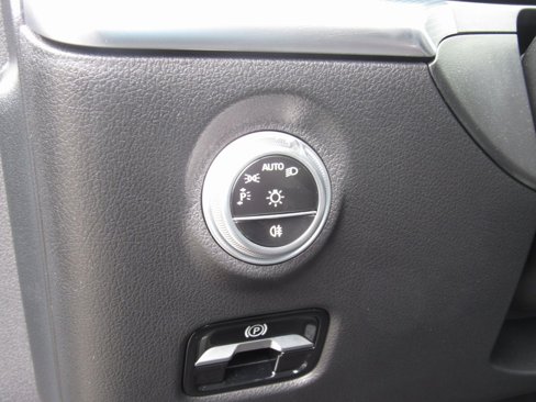 New 2025 Mercedes-Benz C 300 4MATIC Sedan image 34