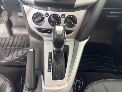 Used 2014 Ford Focus SE w/ Equipment Group 201A image 18