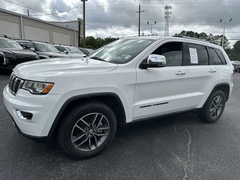 Used 2017 Jeep Grand Cherokee Limited image 9