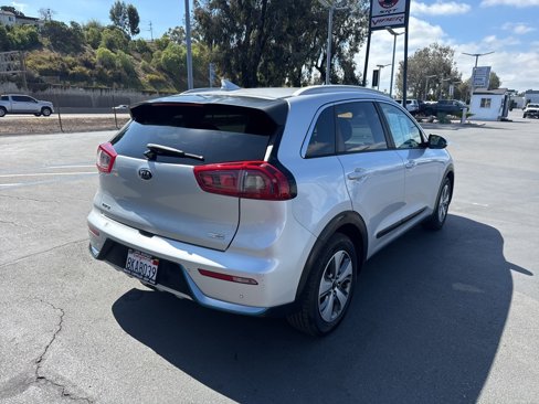 Used 2019 Kia Niro EX Premium w/ Sunroof Package image 8