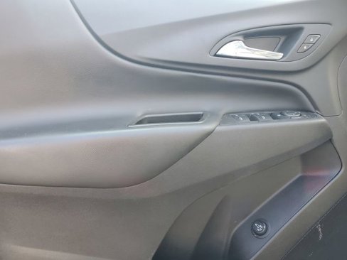 Certified 2024 Chevrolet Equinox LT w/ LPO, Floor Liner Package image 19