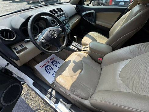 Used 2012 Toyota RAV4 Limited image 15