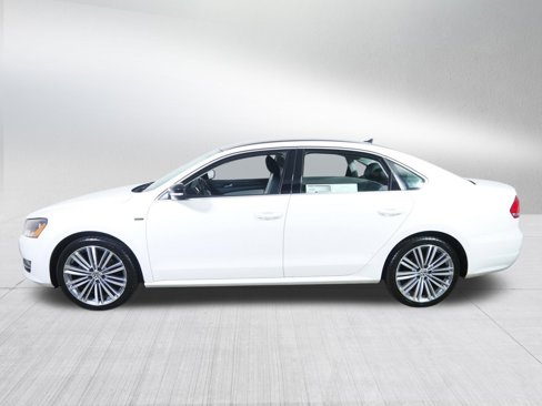 Used 2015 Volkswagen Passat 1.8T SE image 4