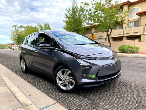 Used 2023 Chevrolet Bolt LT image 3