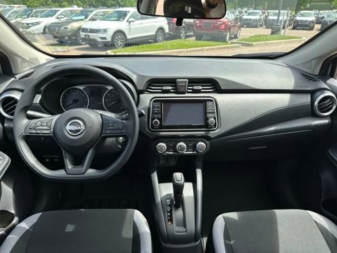 Used 2025 Nissan Versa S w/ Trunk Package image 10