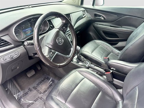 Used 2019 Buick Encore Essence image 10