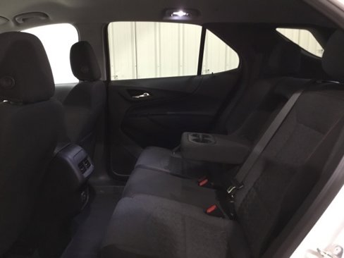 Used 2023 Chevrolet Equinox LT image 46