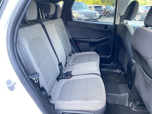 Certified 2022 Ford Escape SE image 37