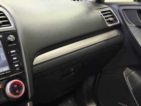 Used 2016 Subaru Forester 2.0XT Touring w/ Eyesight & Navigation System image 25