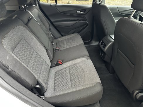 Used 2022 Chevrolet Equinox LT image 13
