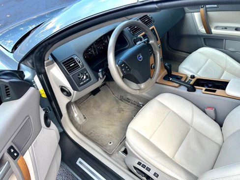 Used 2008 Volvo C70 T5 image 25