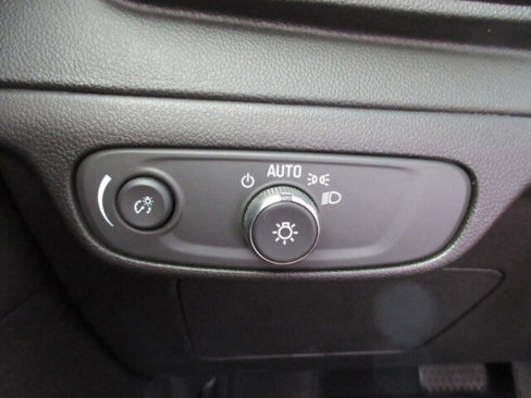 Used 2023 Chevrolet Bolt LT w/ Infotainment Package image 26