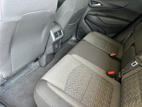 Used 2024 Chevrolet Equinox LT image 13
