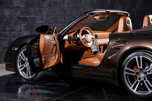 Used 2010 Porsche 911 Turbo image 12
