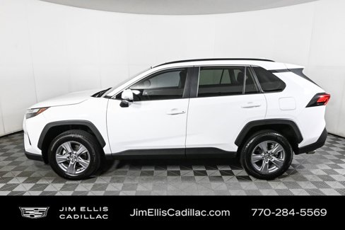 Used 2022 Toyota RAV4 XLE image 2